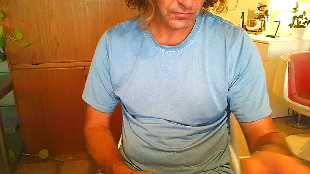 Snapshot of costanza7070 chatting on September 2025 01:55:01 AM costanza7070 online show from September 2025 01:55:01 AM