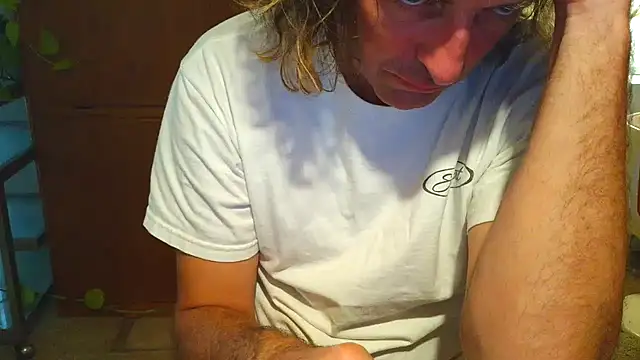 Snapshot of costanza7070 chatting on September 2025 02:05:01 AM costanza7070 online show from September 2025 02:05:01 AM