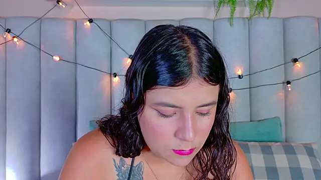 EngelStone online show from November 2025 07:37:02 PM