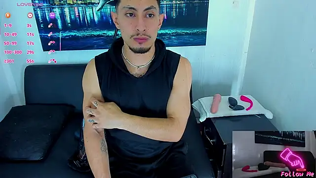 Snapshot of Piggy_Eddy chatting on October 2025 11:25:02 PM Piggy Eddy online show from October 2025 11:25:02 PM