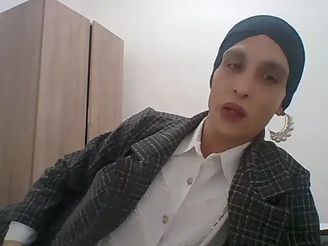 Snapshot of MissWendy chatting on February 2026 01:10:01 PM MissWendy online show from February 2026 01:10:01 PM