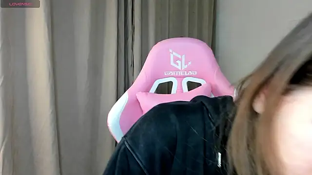 Nicole Charm online show from February 2025 08:19:02 PM