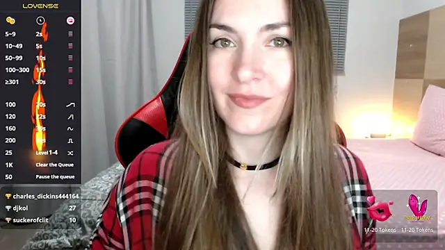 Naughty Annn online show from April 2026 08:57:02 PM
