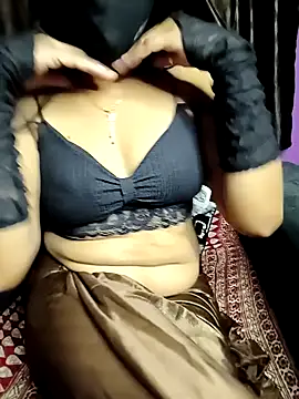 Snapshot of sexy-mohini chatting on February 2025 07:06:02 PM sexy-mohini online show from February 2025 07:06:02 PM