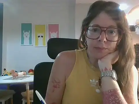Snapshot of Calentandote chatting on October 2025 08:12:01 AM Calentandote online show from October 2025 08:12:01 AM