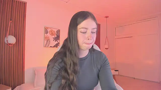 TiffanyWright online show from September 2025 01:02:01 PM