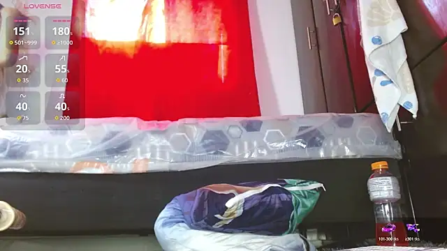 Snapshot of Candy21_ chatting on November 2025 08:20:01 PM Candy21 online show from November 2025 08:20:01 PM