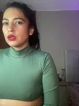Snapshot of Cleopatracute_ chatting on December 2024 04:07:02 AM Cleopatracute online show from December 2024 04:07:02 AM