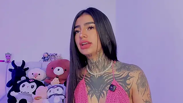 Snapshot of shadowcatt_ chatting on October 2025 04:48:02 PM shadowcatt online show from October 2025 04:48:02 PM