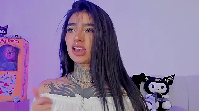 Snapshot of shadowcatt_ chatting on October 2025 04:38:02 PM shadowcatt online show from October 2025 04:38:02 PM