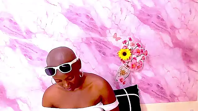 EbonyOlive69 online show from February 2026 05:09:02 PM