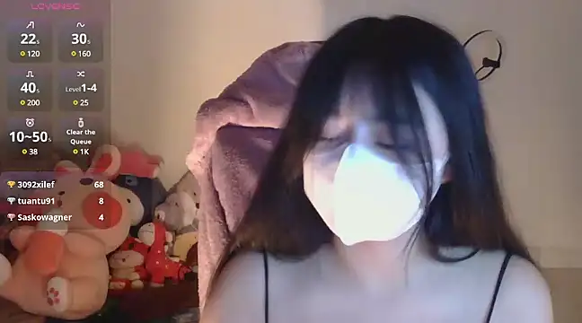 Snapshot of TimmyZi chatting on January 2025 05:50:01 PM TimmyZi online show from January 2025 05:50:01 PM