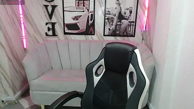  samantha b online show from December 2024 12:49:01 PM