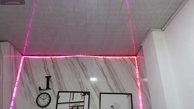  samantha b online show from December 2024 12:41:01 PM