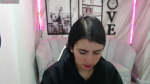  samantha b online show from January 2025 12:41:02 PM