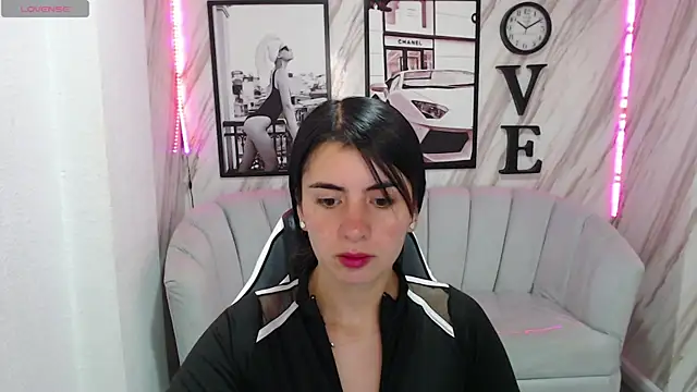  samantha b online show from January 2025 12:47:02 PM