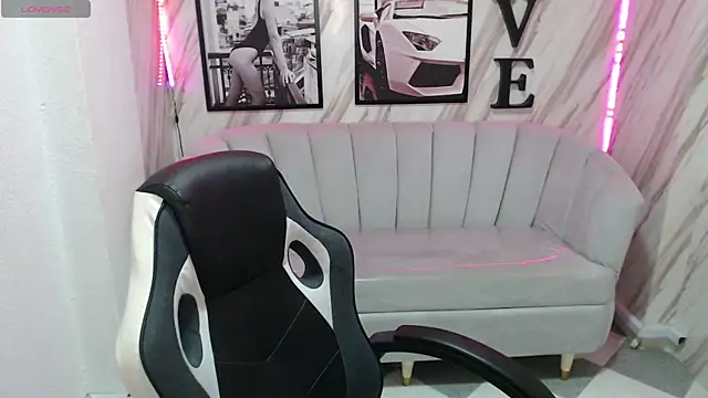  samantha b online show from January 2025 12:47:02 PM