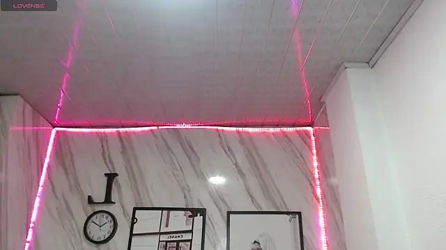  samantha b online show from January 2025 12:47:01 PM