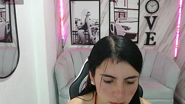  samantha b online show from January 2025 03:55:02 PM