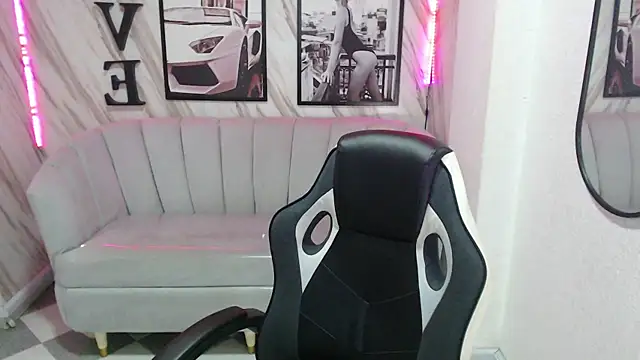  samantha b online show from February 2025 12:49:01 PM