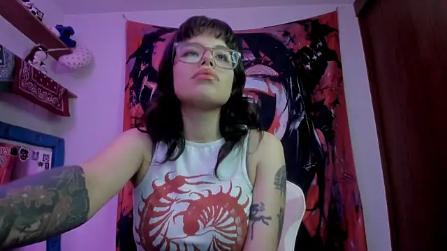 Snapshot of Lucyfx666 chatting on April 2026 03:53:02 AM Lucyfx666 online show from April 2026 03:53:02 AM