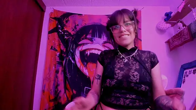 Snapshot of Lucyfx666 chatting on June 2026 07:35:01 AM Lucyfx666 online show from June 2026 07:35:01 AM