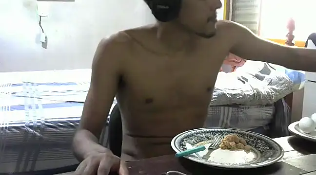 RenziTatte online show from December 2024 02:59:01 PM