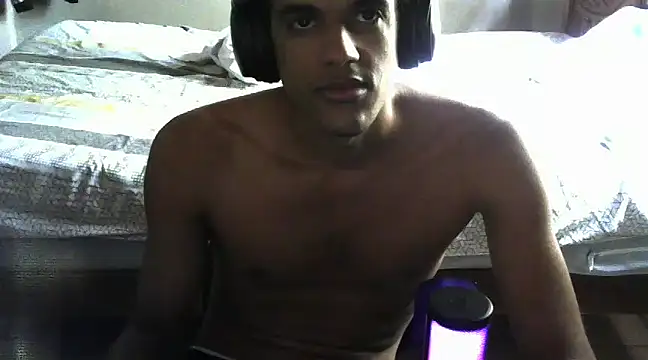 RenziTatte online show from February 2025 03:50:01 PM