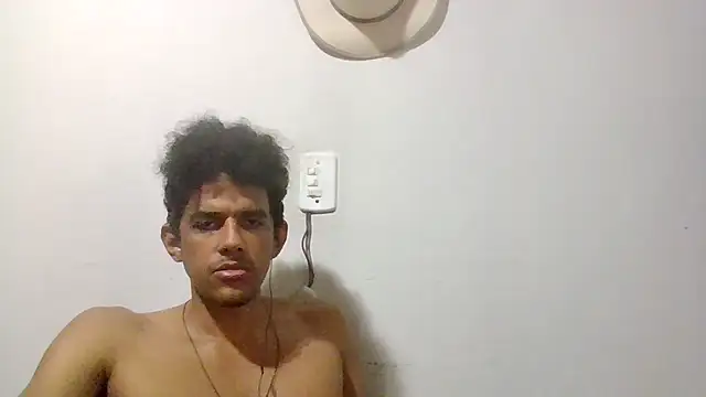 RenziTatte online show from November 2025 07:47:02 PM