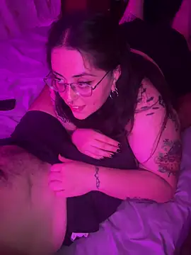 Mizztikaa online show from December 2024 03:07:02 AM