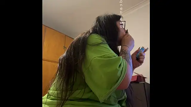 Mizztikaa online show from November 2025 06:51:01 PM