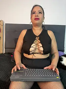 Leahstonee2 online show from January 2025 11:03:01 PM