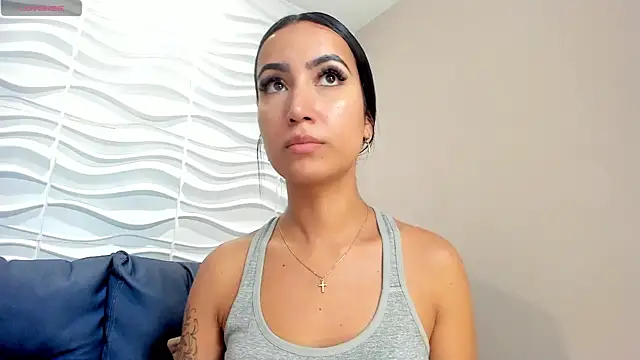 Snapshot of morganlake_ chatting on December 2024 03:42:01 AM morganlake online show from December 2024 03:42:01 AM