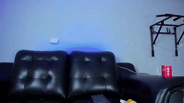 Snapshot of Rob_saenz_ chatting on January 2025 01:13:01 PM Rob saenz online show from January 2025 01:13:01 PM