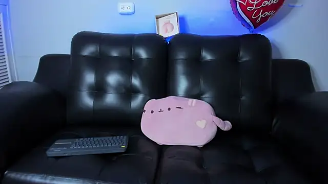 Snapshot of Rob_saenz_ chatting on February 2025 04:17:02 PM Rob saenz online show from February 2025 04:17:02 PM