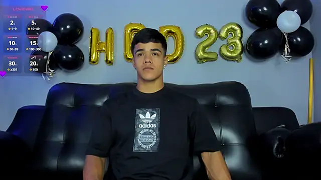 Snapshot of Rob_saenz_ chatting on September 2025 02:39:02 PM Rob saenz online show from September 2025 02:39:02 PM