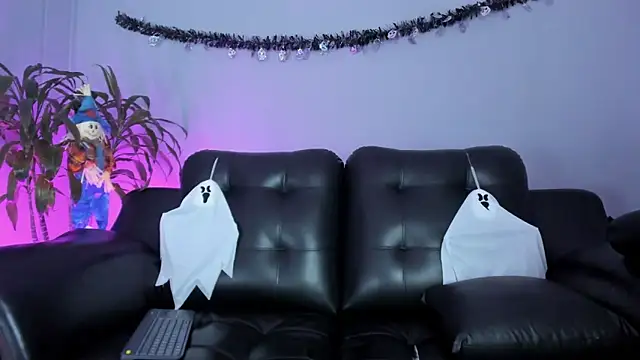 Snapshot of Rob_saenz_ chatting on October 2025 03:46:02 PM Rob saenz online show from October 2025 03:46:02 PM