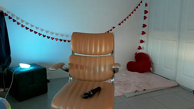 Snapshot of Sapphir3xoxo chatting on March 2025 10:58:01 PM Sapphir3xoxo online show from March 2025 10:58:01 PM