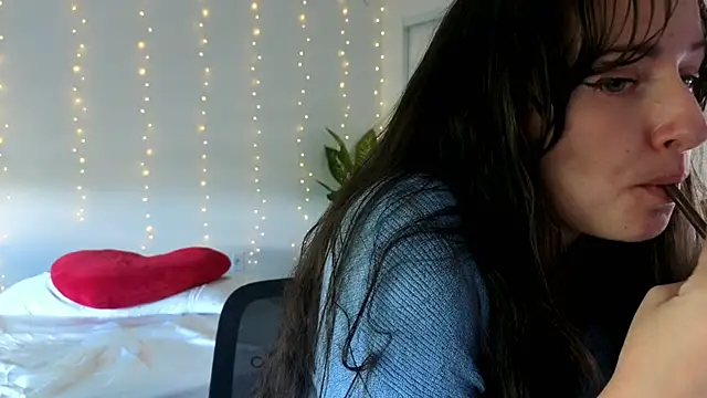 Sapphir3xoxo online show from November 2025 06:46:02 PM