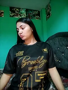 Snapshot of Nahiara_velez chatting on May 2026 01:23:02 AM Nahiara velez online show from May 2026 01:23:02 AM