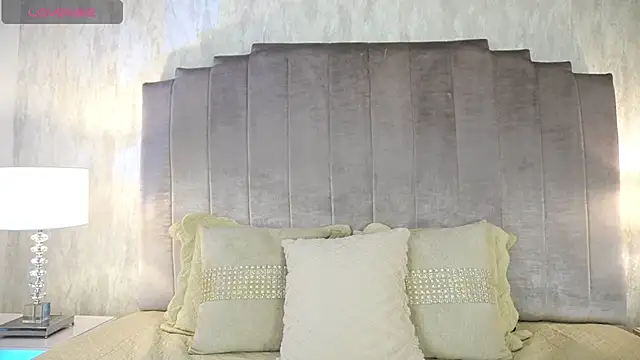 Snapshot of ashlyestone chatting on January 2025 02:43:01 AM ashlyestone online show from January 2025 02:43:01 AM