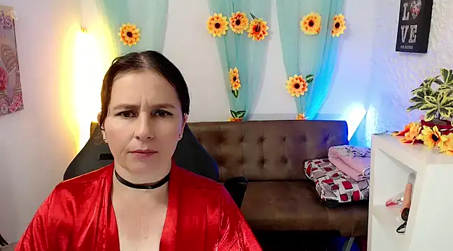 Snapshot of victoria_jones chatting on March 2025 04:07:02 PM victoria jones online show from March 2025 04:07:02 PM