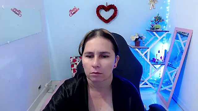 victoria jones online show from February 2026 02:46:01 PM