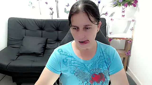 victoria jones online show from June 2026 01:46:01 PM