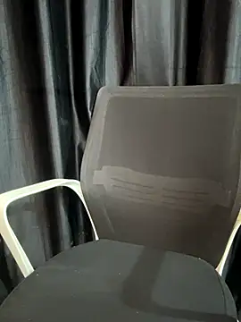 Snapshot of Diya_Chopra chatting on November 2025 06:08:01 AM Diya Chopra online show from November 2025 06:08:01 AM