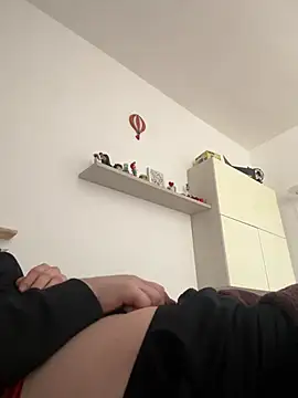 Snapshot of flagintheairin chatting on March 2025 09:21:01 AM flagintheairin online show from March 2025 09:21:01 AM