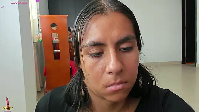 Snapshot of Kamilasalazar chatting on February 2025 06:01:02 PM Kamilasalazar online show from February 2025 06:01:02 PM