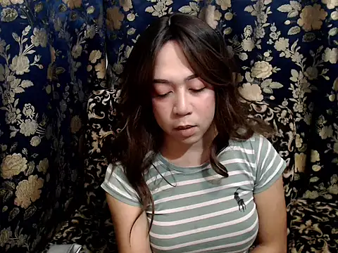 urprincessnicolexxx online show from May 2026 08:32:01 AM