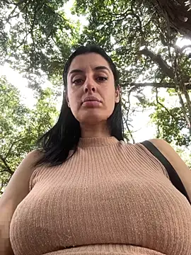 Catmila94 online show from May 2026 02:33:02 PM