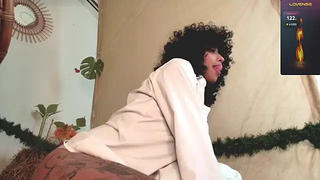 Ariella Ruiz online show from January 2026 07:11:01 PM